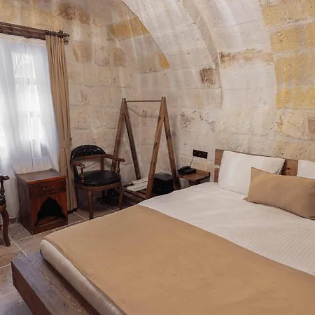 Hotel Noah's Ark Cave