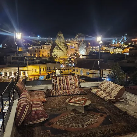 Noah's Ark Cave Hotel 3*