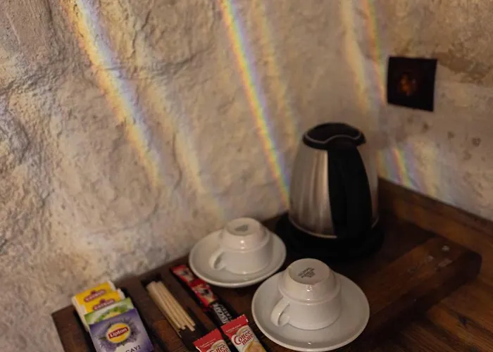 Hotel Noah's Ark Cave